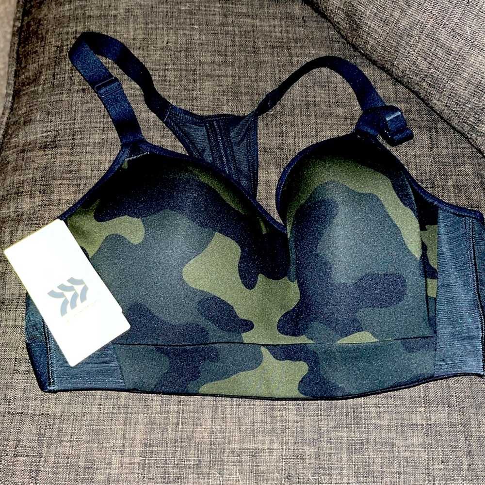 ALL IN MOTION SPORTS BRA( CAMO )